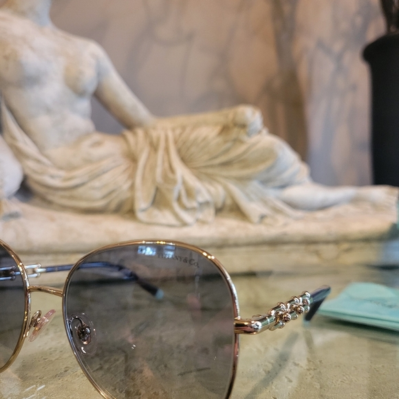 Tiffany & Company TF3086 Pilot Aviator Sunglasses Hardware Link Luxury #128 - Picture 5 of 14